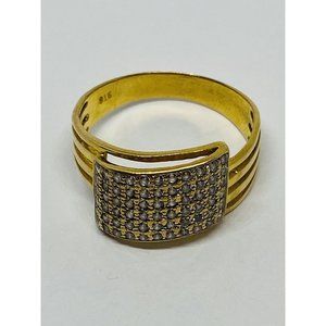 22K Yellow Gold Ring White Topaz Wide Size 10, 5.4 Grams.